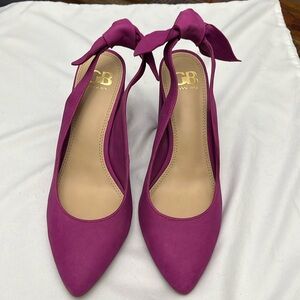 Fushia Women’s size 8.5 Gianni Bini bow tie heels